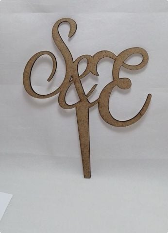 Çubuklu İsme özel Ahşap Pasta süsü  (17x23)