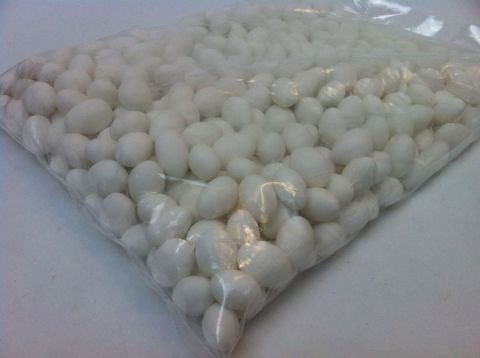 Kayısı çekirdekli şeker (1 kg paketlerde)