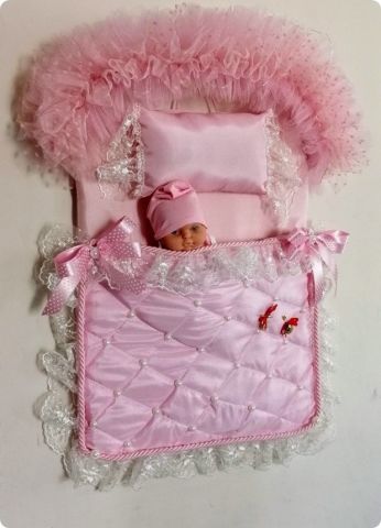 Işıklı uyuyan bebek kapı süsü
