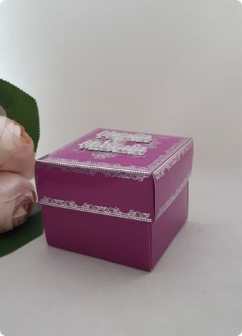 20 li 8x8x6 Cm Varak Baskılı Karton Bordo Kutu