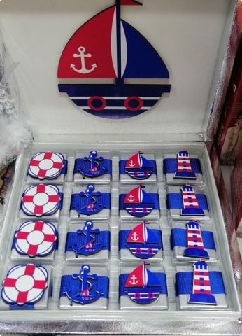 Ahşap Denizci Figürlü Bebek Çikolata Seti