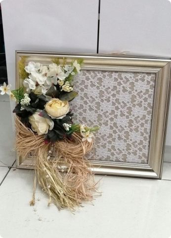 Süslü Dantelli Ahşap Çerçeve Kapı süsü / sepet / yastık