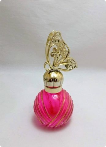 12 li 3 Boyutlu Pvc Kelebek Tepelikli Yaldızlı Diva Top Cam Kolonya Şişesi