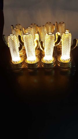 12 li LED Kaktüs Lamba Alt Kısmı Gold renk