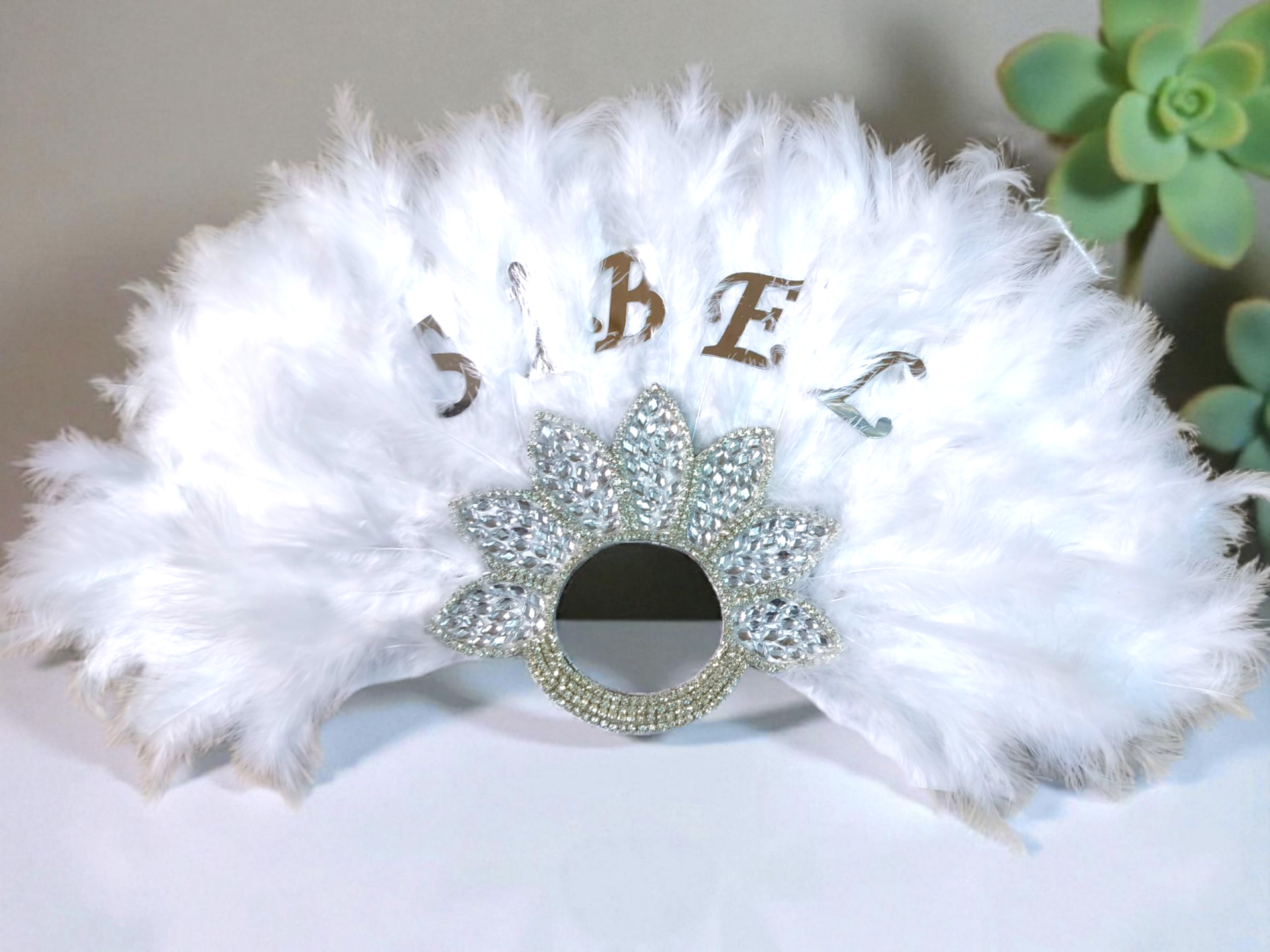 Lüks Taşlı İsme özel Büyük Boy Tüylü Yelpaze