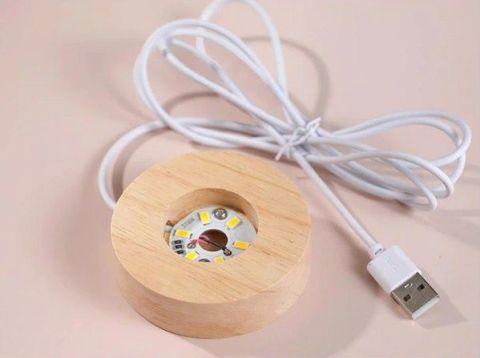 Geyik Tasarımlı Cam Küre Alt kısmı:Ahşap Usb'li