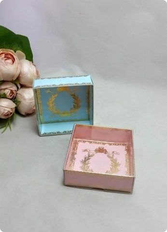 50 li 7x7x3 cm Altı Baskılı Karton Asetat Kapaklı Bebek Kutu