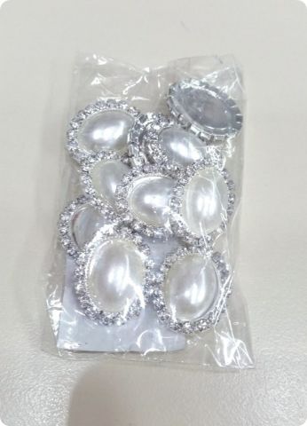Oval Etrafı Taşlı Büyük inci