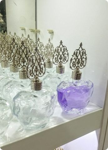 12 li Metal Tepelikli Kalp Cam Kolonya Şişesi