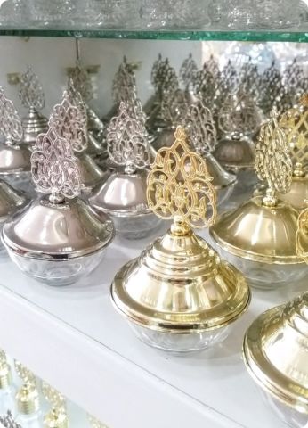Metal Kubbe ve Tepelikli Cam Kase Lokumluk