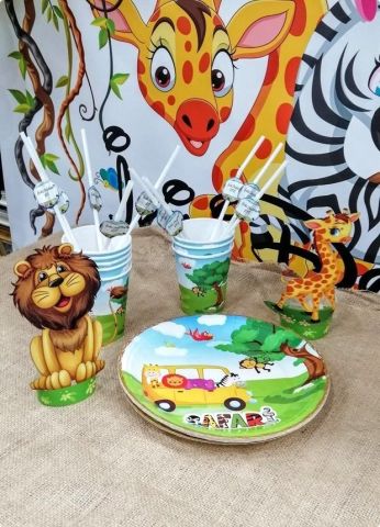 4 lü Pvc Safari Konseptli Ayakta Figürler