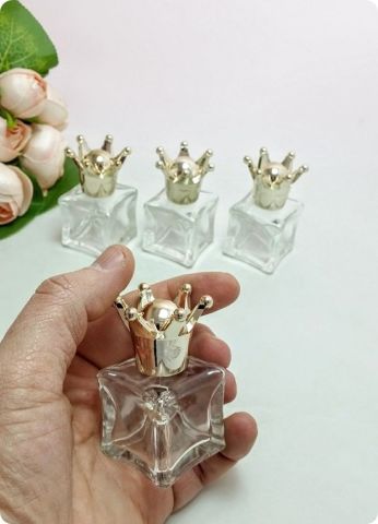 100 Adet Taç Kapaklı Kare Mini Cam Şişe