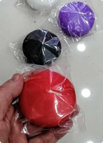Suda yüzen mum