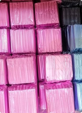 1 Kg Tırtıklı Sütlü Kare Madlen Bebek şekeri çikolatası