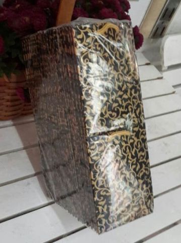 50 Li Siyah'ta Altın Varaklı Körüklü Karton Çanta 8 x 11 Cm