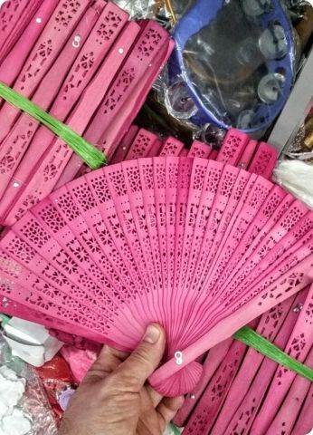 100 lu Fuşya Ahşap Yelpaze ( Püskül Takılabilir )