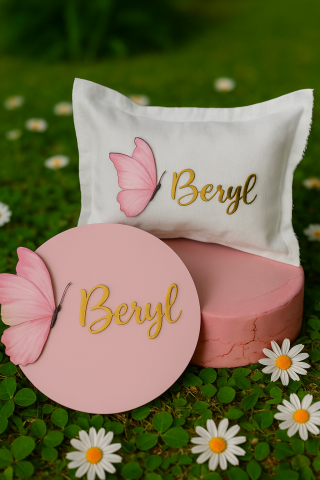 Kelebek dekorlu Ahşap Kapı süsü & Yastık takımı