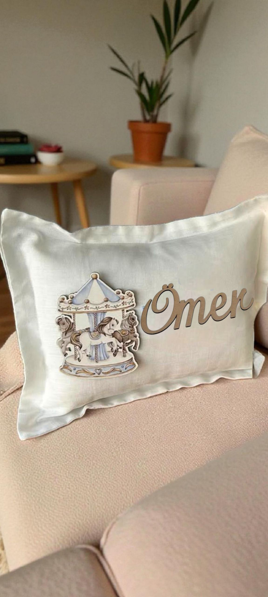 Atlı karınca dekorlu Dikdörtgen Takı yastığı