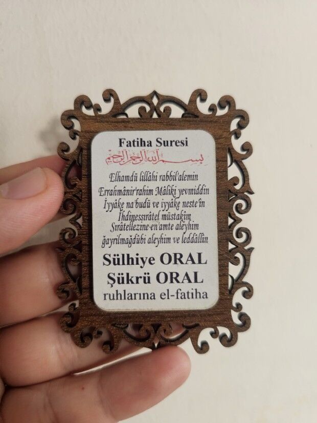 İsme Özel Çift Kat Ahşap Fatiha Baskılı Magnet