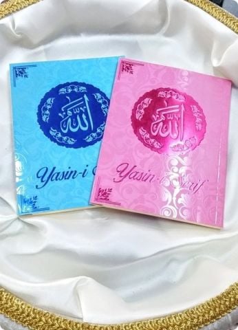 1 Paket 12x16,5 Cm Hediyelik Parlak Bebek Yasin Kitabı