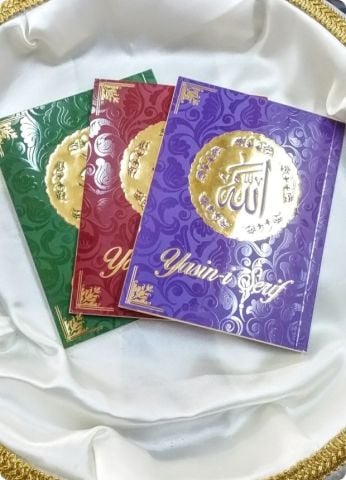1 Paket 12x16,5 Cm Parlak Kapaklı Yasini Şerif Kitabı