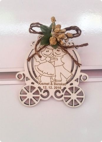 Ahşap Bal Kabağı Araba Nikah Şekeri (İsim Yazılı ,Lazer Kesim)