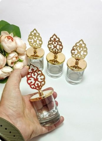 24 lü Metalize Pvc Tuğra Tepelikli İçi Boş Şekerlik / Bardak Mumluk