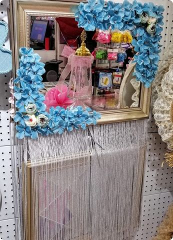 Süslü Düz Gümüş Aynalı Ahşap Çerçeve Kapı Süsü