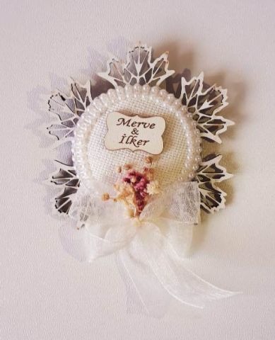 20 li Süslü yaprak desenli krem nikah şekeri