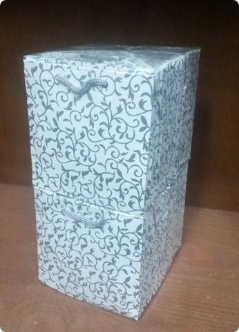 50 Li 11x11 Cm Sarmaşık Karton Çanta Poşet Beyaz Zeminli