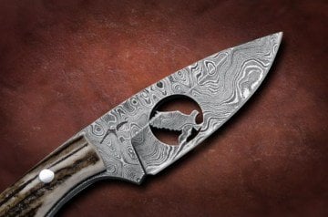 Bora DMS-B 610 Kartal Oymalı, Damascus Çelik, Boynuz Saplı Bıçak