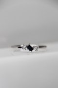 Safir Tasli Yuzuk