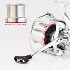 Daiwa Emblem Surf 18 35 SCW 4000 QD Olta Makinesi