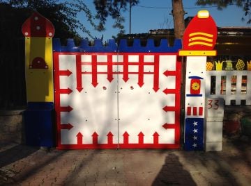 Dış Mekan Figürlü Kapı Giydirme Uygulaması m2