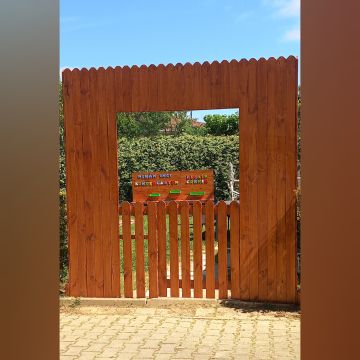 Ahşap çit kapı 200x200 h
