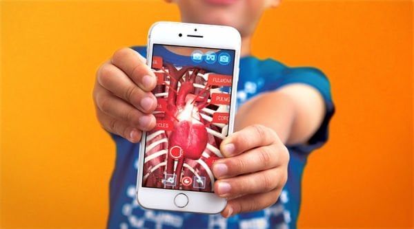 Curiscope Virtuali-Tee Artırılmış Gerçeklik Tişörtü