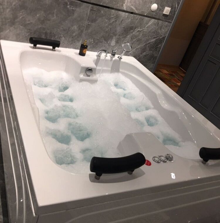 Banyo Kültürünüzü Tamamen Değiştirecek Jakuzi Önerileri