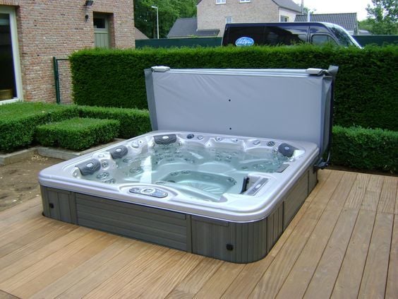 Hot Tub Nedir? Avantajları ve Kullanım Alanları