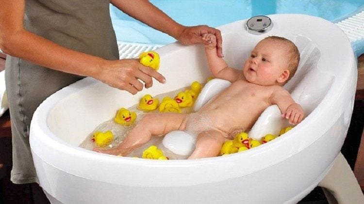 Bebek Yıkamanın Püf Noktaları