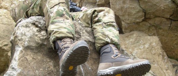 Bestard Desert Commander UK-9 = EUR-43 1/4