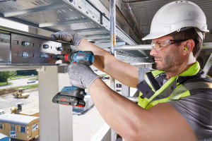 Bosch Professional GDX 18V-200 C Akülü Darbeli Somun Sıkma Makinesi (2 x18 V 4.0 Ah ProCORE Akü, L-BOXX taşıma çantalı)