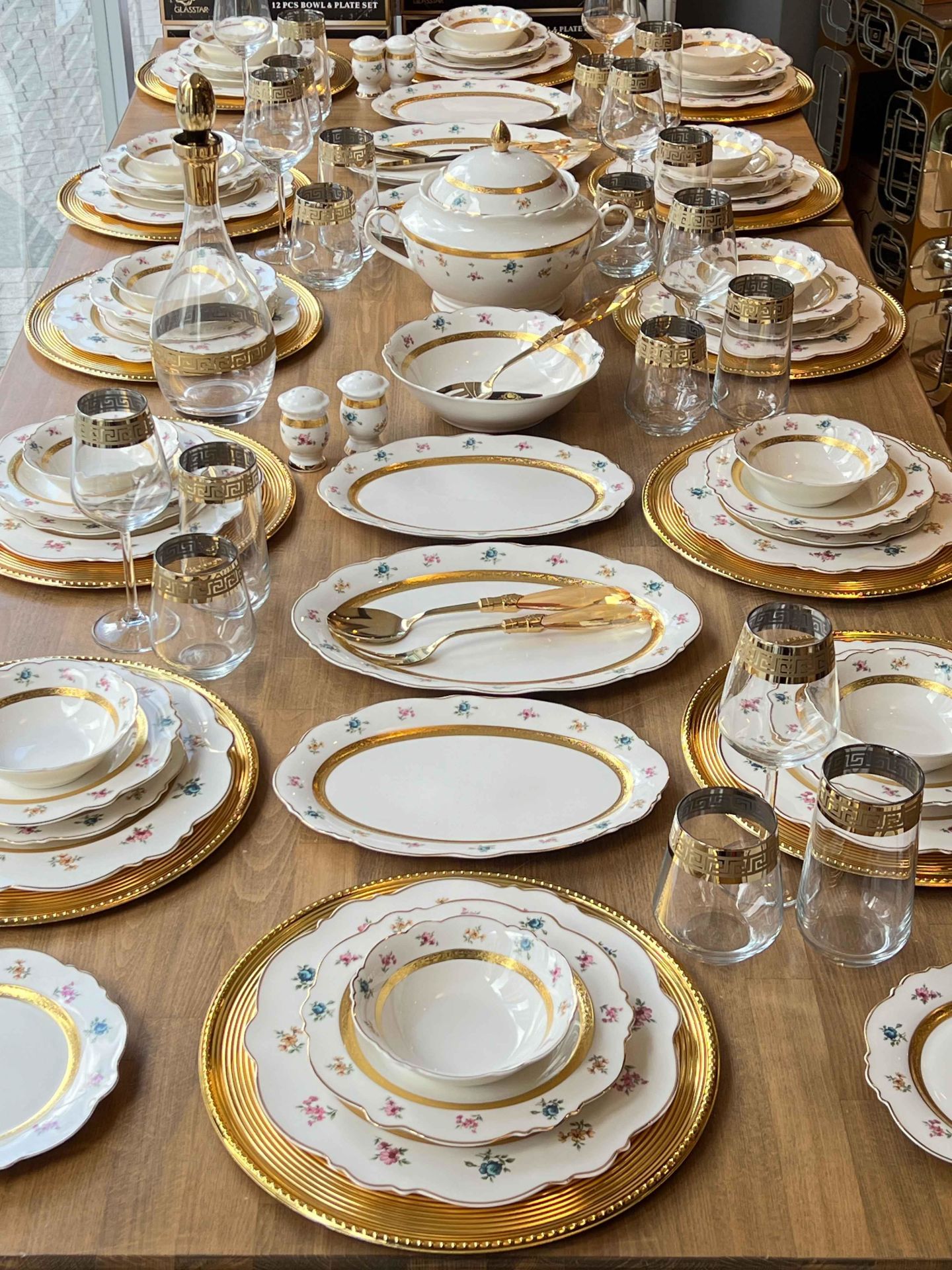 Marta Dinner Set 116 Pieces 12 Person