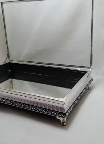 32x22 cm Altı Komple Ahşap Aynalı, Metal kenarlı Kapaklı Kız isteme / çikolata Kutusu