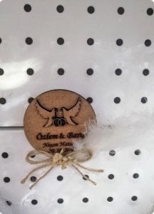 6 cm Süslü Kuşlu Kabartmalı Natural Mdf Söz, Nişan Magnet
