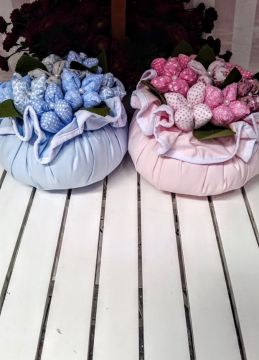 Kumaş Çiçekli Bebek takı yastığı