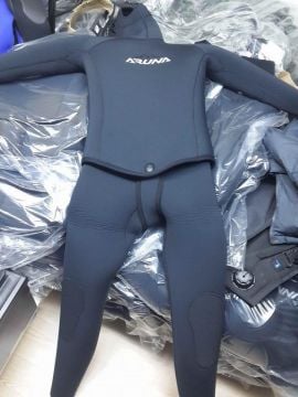 Aruna 9mm İki Parça Erkek Dalış Elbisesi