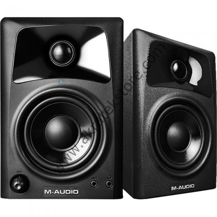 M-AUDIO AV-32