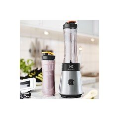Electrolux ESB2500 300W İlave Şişeli Spor Blender