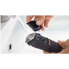 PHILIPS MG5720/15 5000 SERİSİ 9'U BİR ARADA ERKEK BAKIM SETİ (YÜZ,SAÇ,VÜCUT)