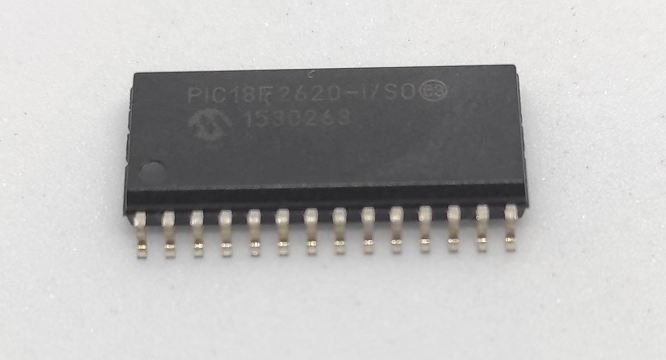 PIC18F2620 I/SO SMD SOIC-28 8-Bit 40MHz Entegre (18F2620)
